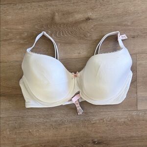 Body by Victorias Secret bra nwt